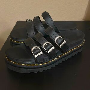 NWOT Dr. Martens Blair Leather Slide Sandals